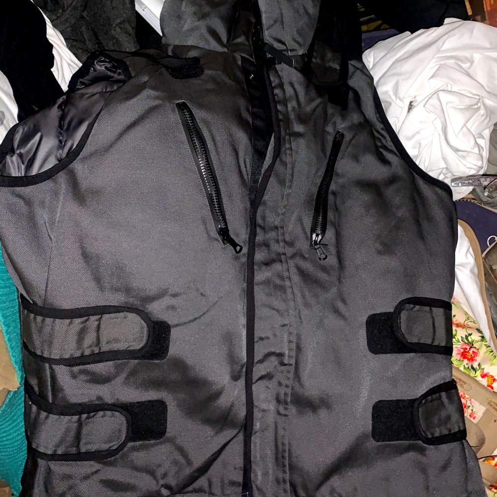 Isa Ora Vest Gray Puffer BadA$$ XL
